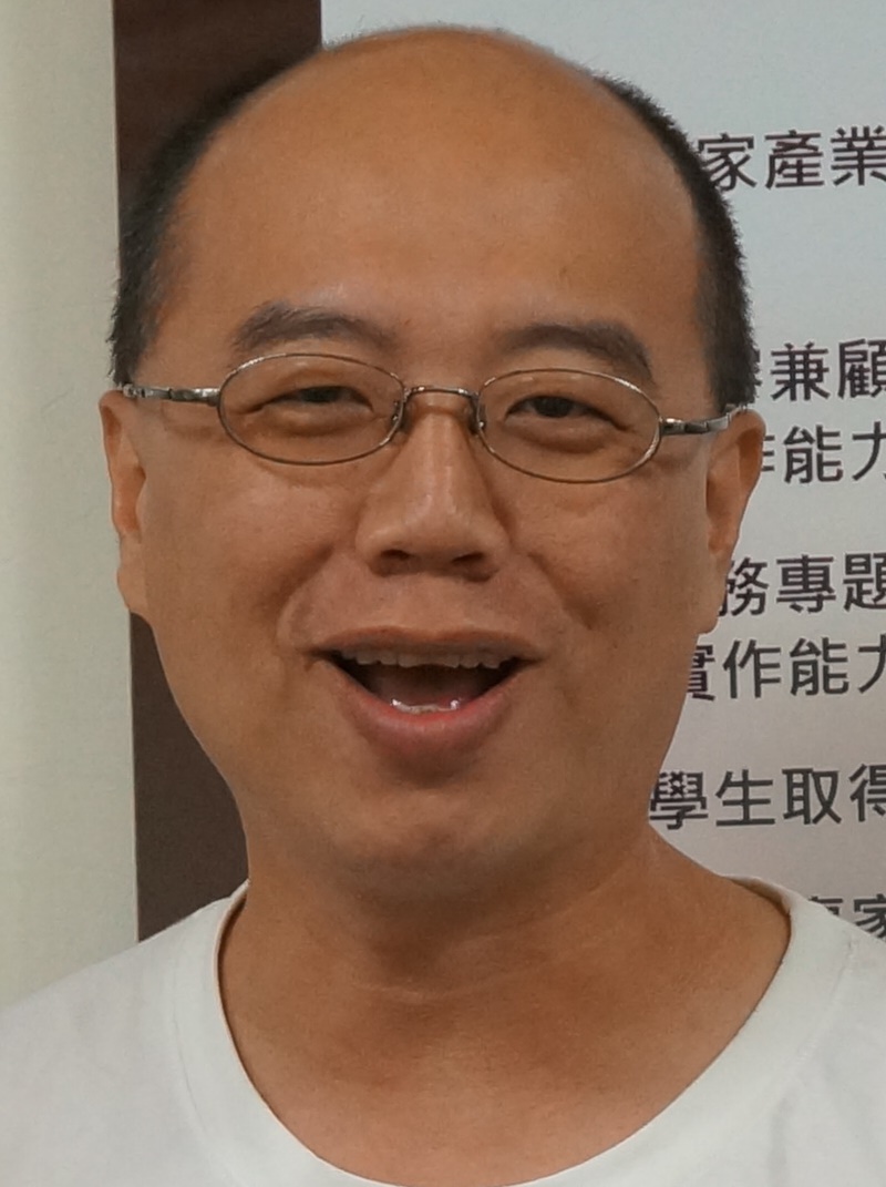 李博明
